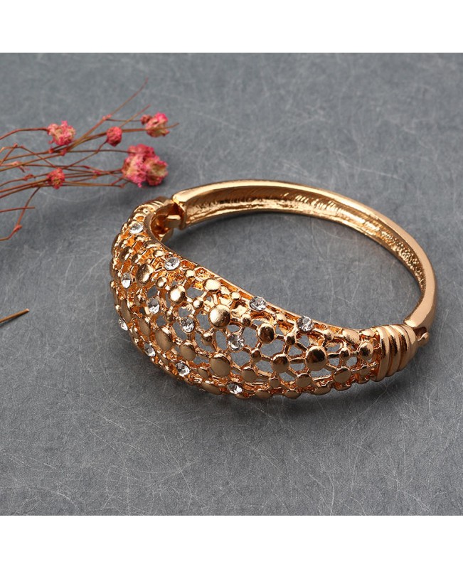 Leaf Hollow Out Collar Shape Necklace Earrings Ring Bracelet Jewelry Set